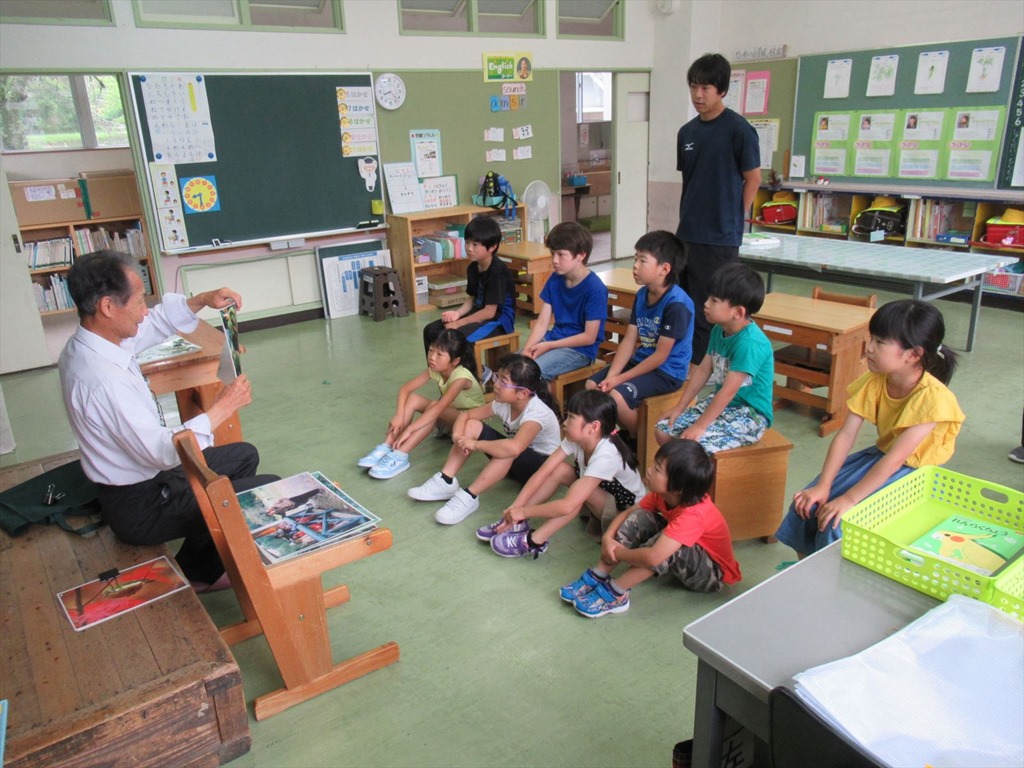 小学校　　裸 