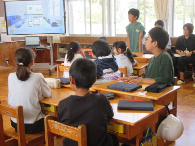 http://www.kitashitara.jp/taguchi-el/1073bbcc6814c5de5afbd218b856ee9d66d1dbc7.JPG