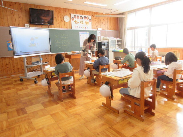 http://www.kitashitara.jp/taguchi-el/223b4098677f8f4c54678ef968d5115fd28b6394.JPG
