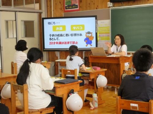 http://www.kitashitara.jp/taguchi-el/2aa87c1ba41c9e7746cd7bac3c7aba953f617800.JPG