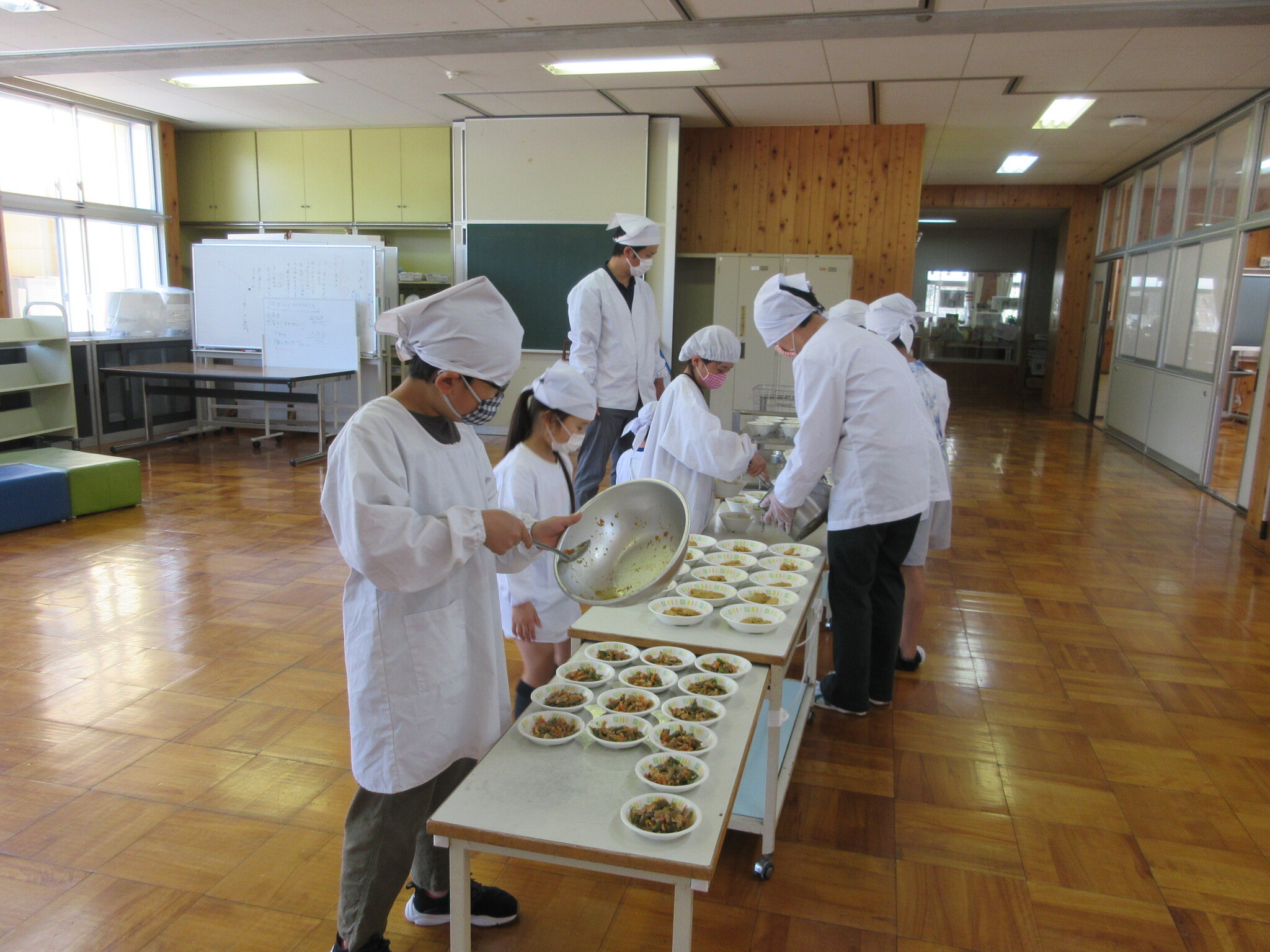 http://www.kitashitara.jp/taguchi-el/31ffc3f0ead77b47075f1be63abb04dc96c9200e.JPG