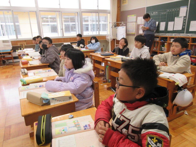 http://www.kitashitara.jp/taguchi-el/46552035fe9df8232c984eac4e06161720ef2126.JPG