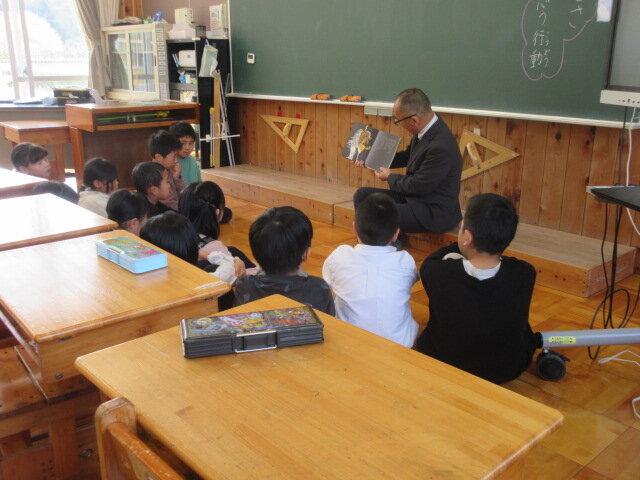 http://www.kitashitara.jp/taguchi-el/5072f245081b824d1c2681142bc221296f7435f3.JPG