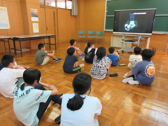 http://www.kitashitara.jp/taguchi-el/7aa25441ee3799052920dc4ba67dafc46df704d0.JPG