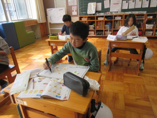 http://www.kitashitara.jp/taguchi-el/82c609dd7e56ccda7e829a7d015c33fe1050bf41.JPG