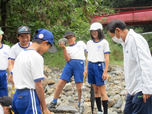 http://www.kitashitara.jp/taguchi-el/97e74bc6d0d128330d018b1d29fbc6322c48fbad.JPG