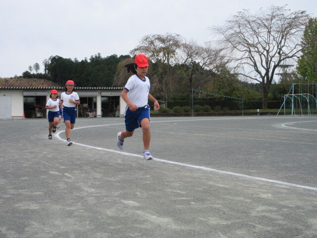 http://www.kitashitara.jp/taguchi-el/IMG_1235.JPG