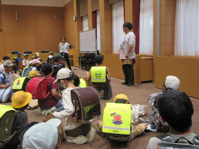 http://www.kitashitara.jp/taguchi-el/IMG_1279.JPG