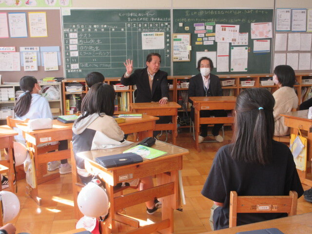 http://www.kitashitara.jp/taguchi-el/IMG_1624.JPG