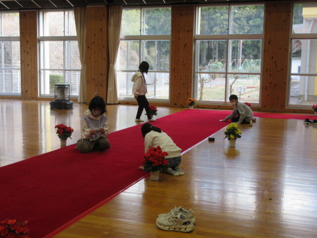 http://www.kitashitara.jp/taguchi-el/IMG_1834.JPG