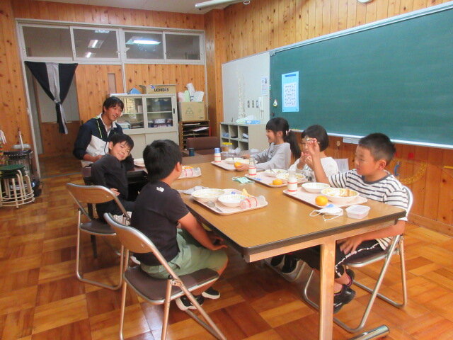 http://www.kitashitara.jp/taguchi-el/IMG_3730.JPG