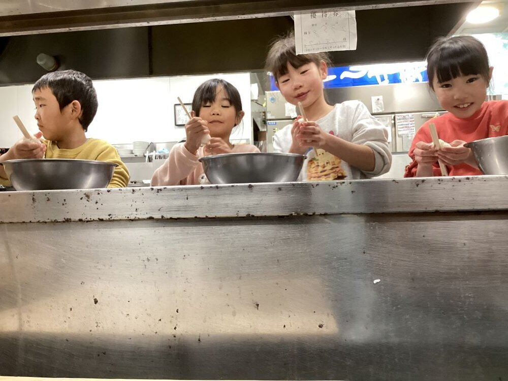 http://www.kitashitara.jp/taguchi-el/IMG_3802.JPG