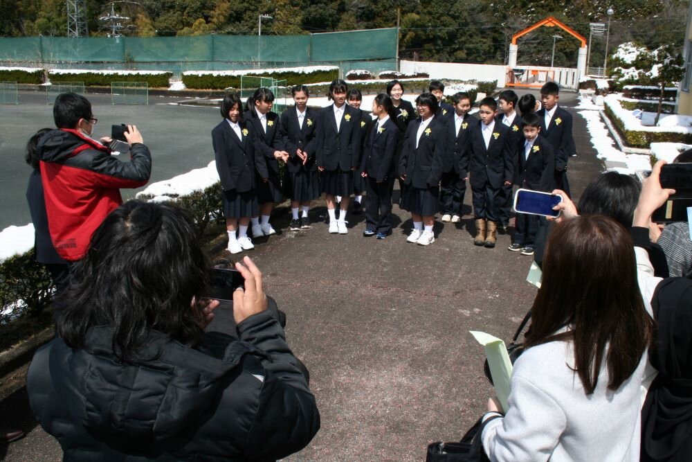 http://www.kitashitara.jp/taguchi-el/IMG_4861.JPG