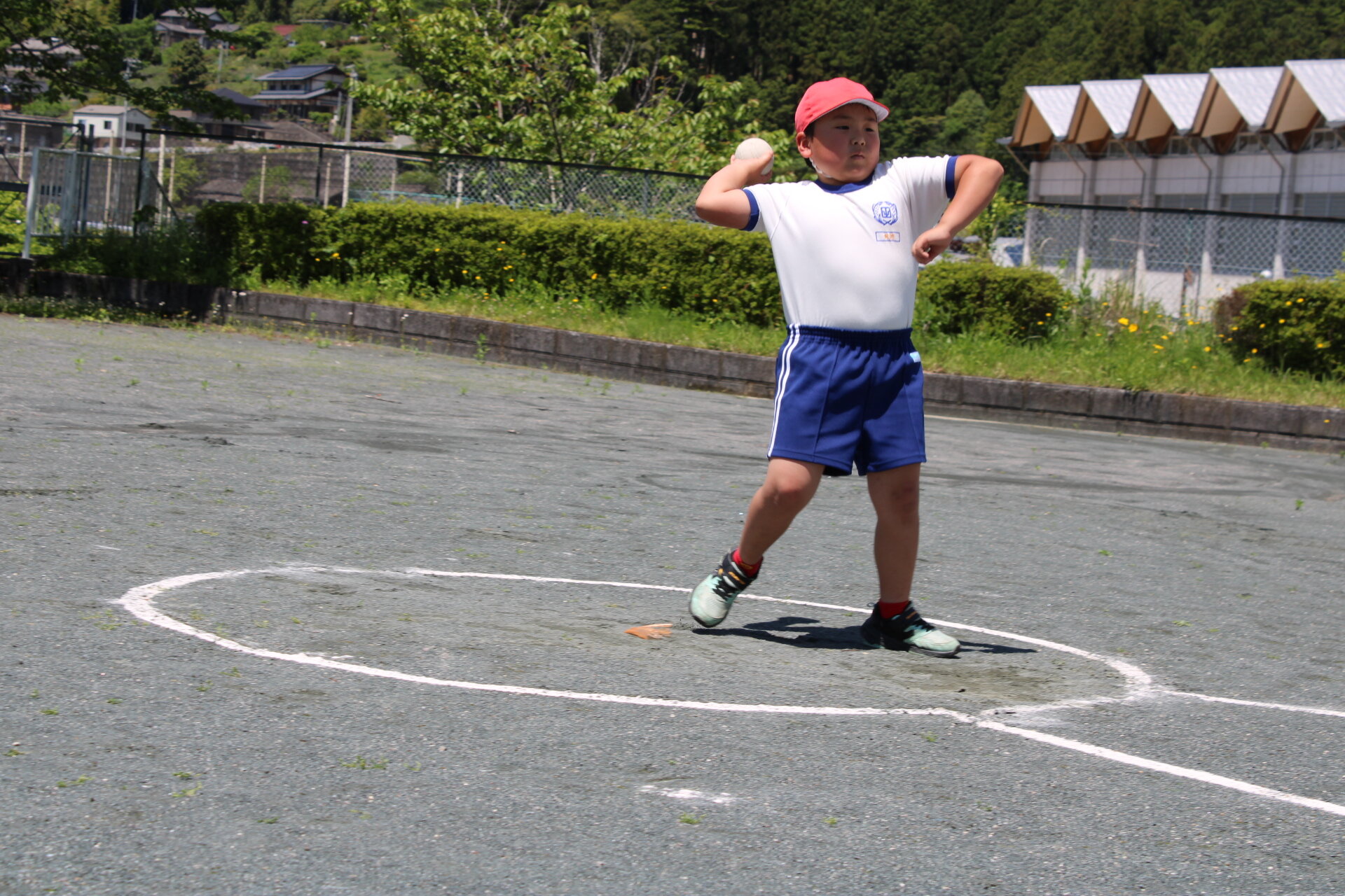 http://www.kitashitara.jp/taguchi-el/IMG_5435.JPG