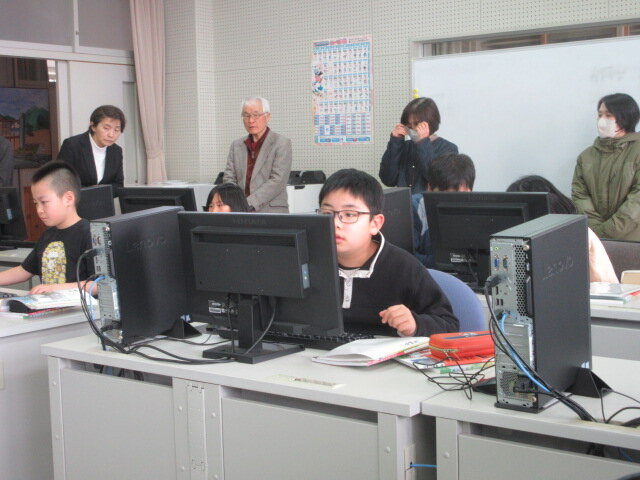 http://www.kitashitara.jp/taguchi-el/IMG_9705.JPG