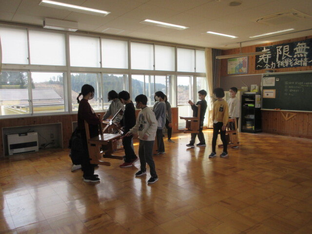 http://www.kitashitara.jp/taguchi-el/IMG_9787.JPG