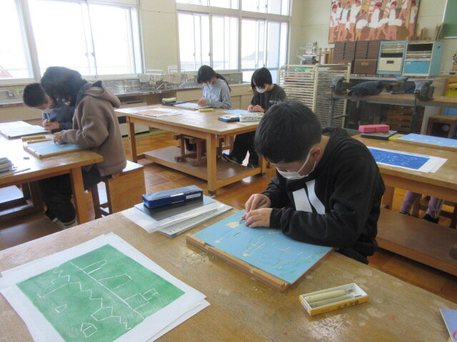 http://www.kitashitara.jp/taguchi-el/a9424d1dd11731cef5d481452c97f3d6b4767ea9.JPG
