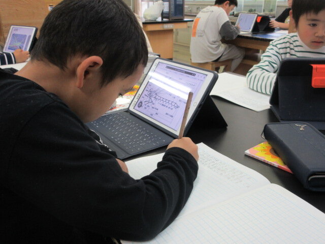 http://www.kitashitara.jp/taguchi-el/bb203765b13336e15514abd4a837c36d5e920b17.JPG
