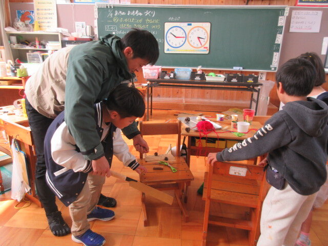 http://www.kitashitara.jp/taguchi-el/c791a24774411512aa35c1f173fc1810a3d41746.JPG