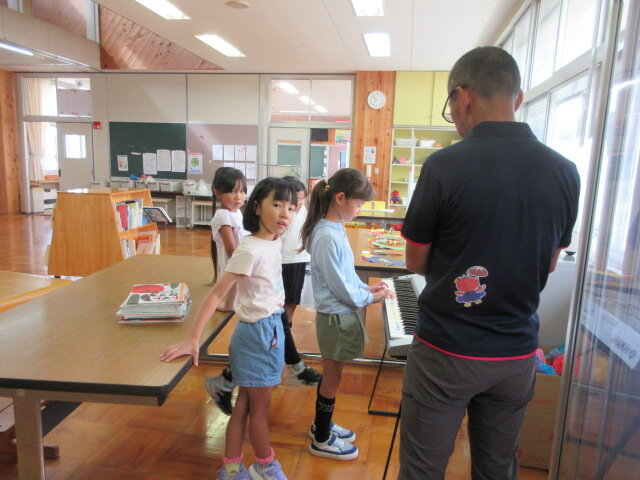 http://www.kitashitara.jp/taguchi-el/c97910a826ef97f3279e64447396cf4acd6f2407.JPG