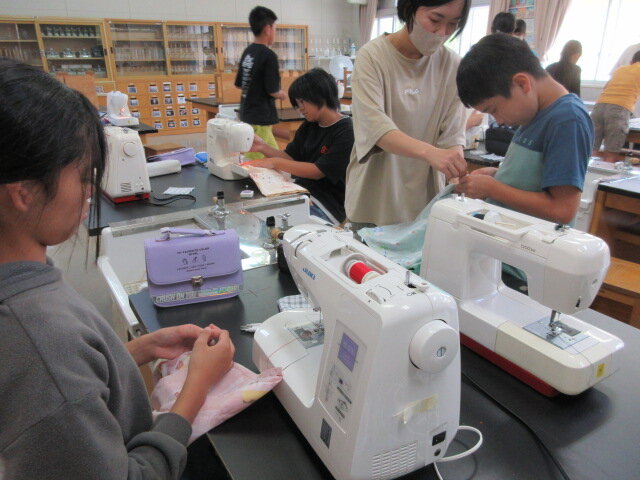 http://www.kitashitara.jp/taguchi-el/e86650c419eebe3b292804e65e97e33ed3e3b963.JPG