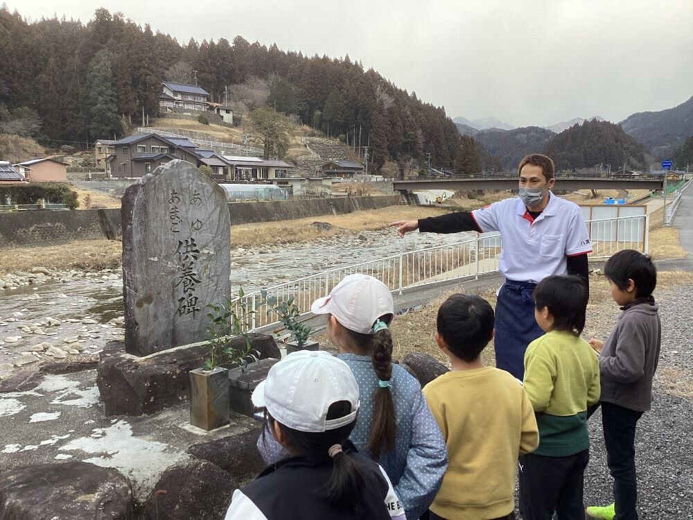 http://www.kitashitara.jp/taguchi-el/f8c7f853b41ccf15a073b8c49ebd60529543a745.JPG
