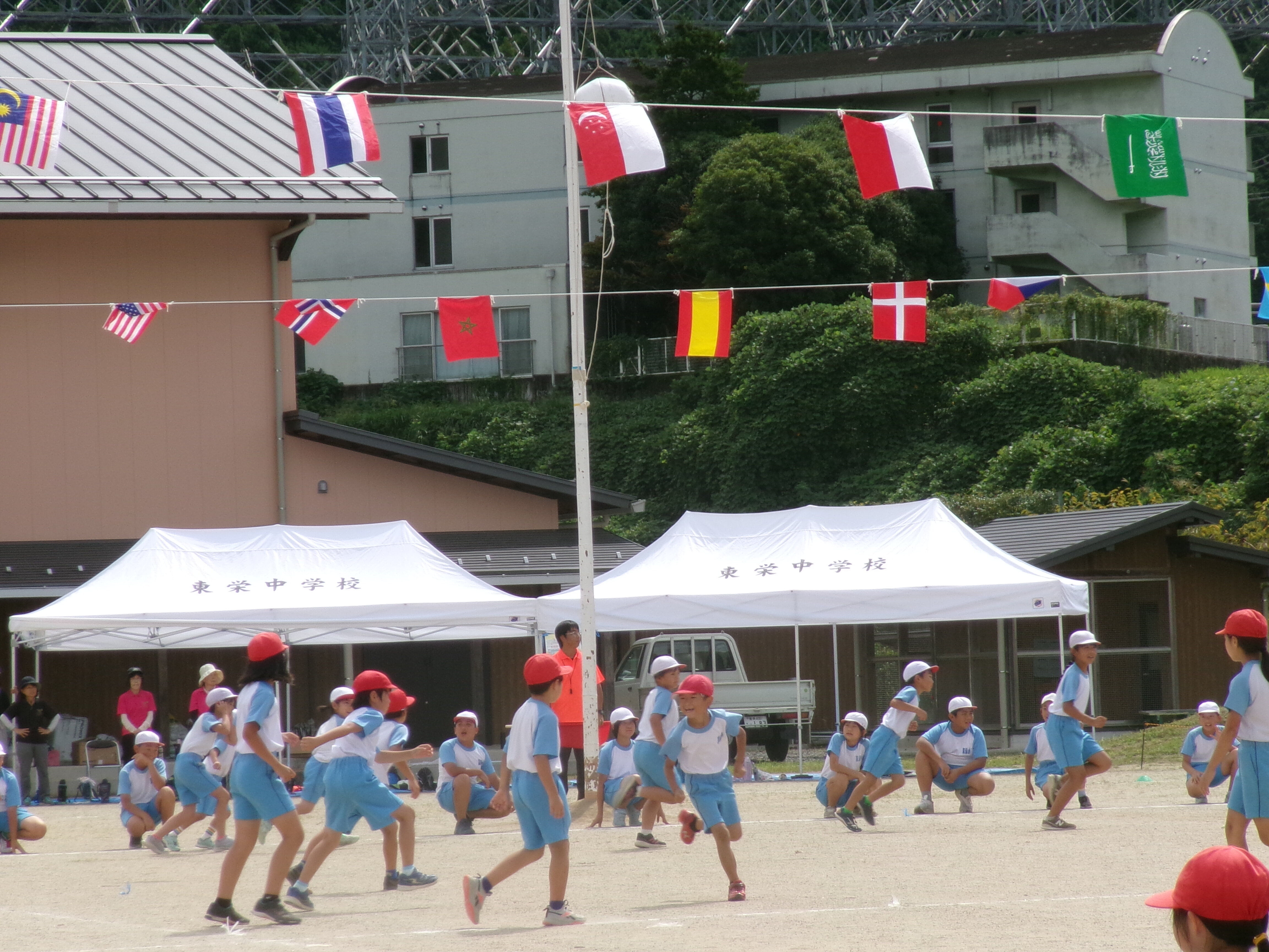 http://www.kitashitara.jp/toei-el/143_1309.JPG