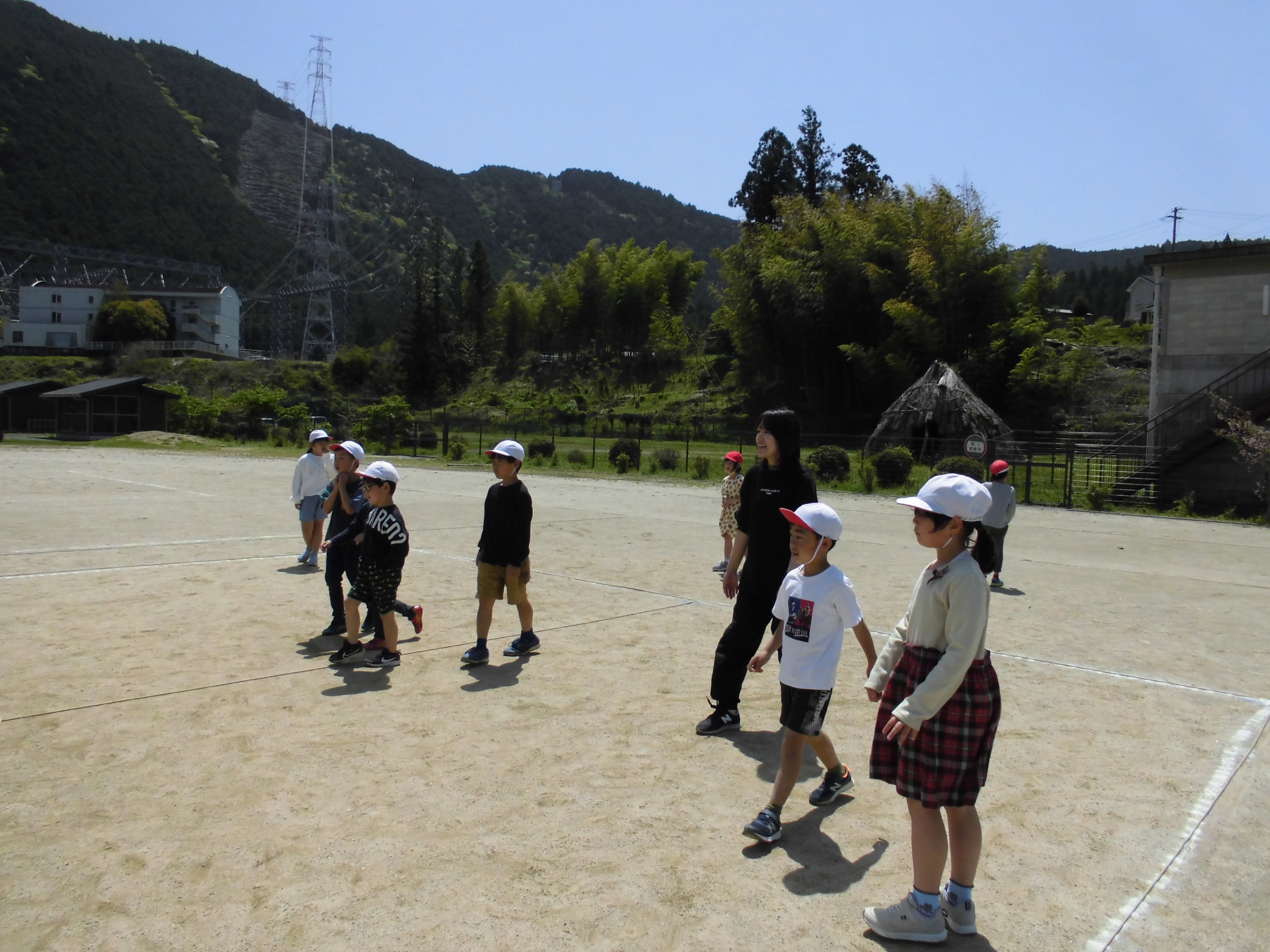 http://www.kitashitara.jp/toei-el/CIMG3481.JPG