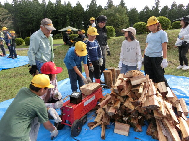 http://www.kitashitara.jp/toei-el/CIMG4092.JPG