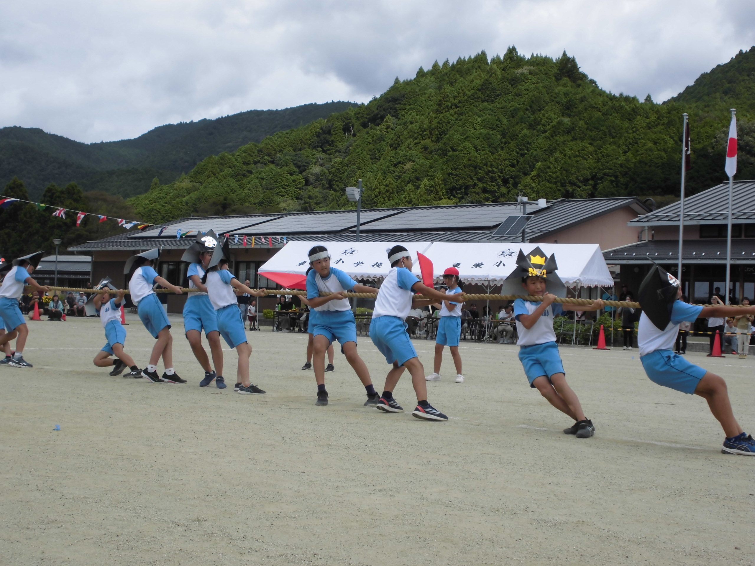 http://www.kitashitara.jp/toei-el/CIMG6590.JPG