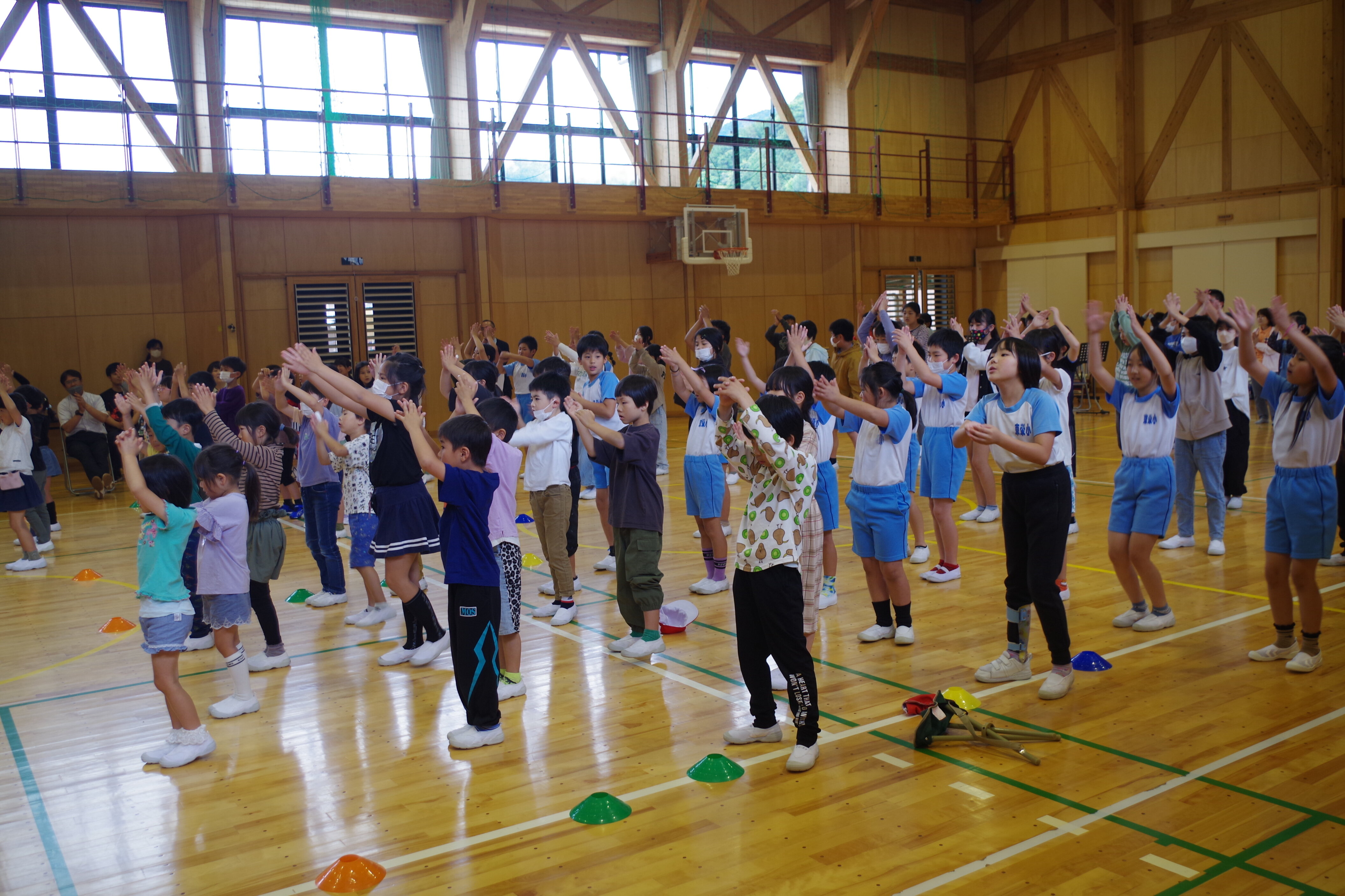 http://www.kitashitara.jp/toei-el/IMGP2371.JPG