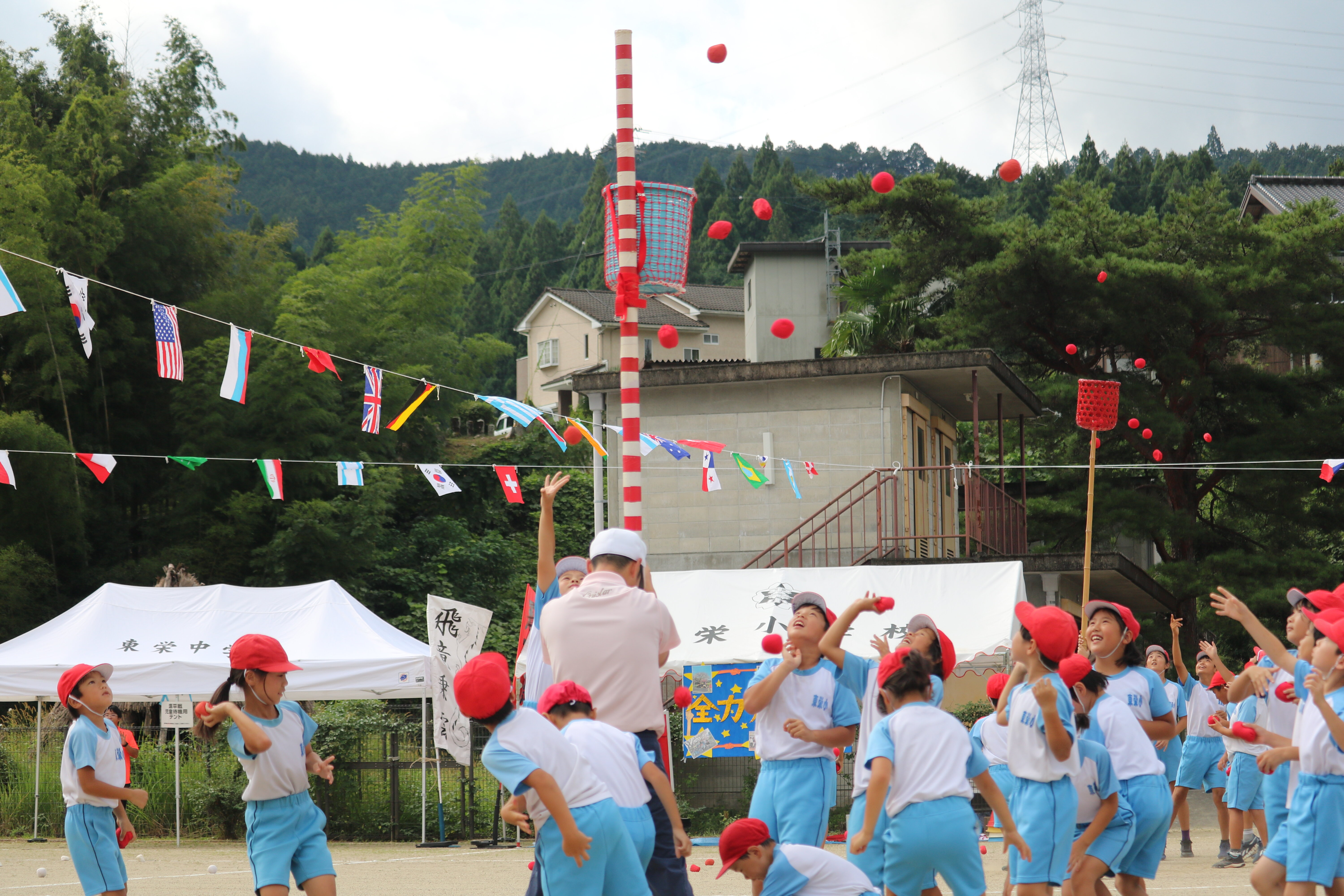 http://www.kitashitara.jp/toei-el/IMG_6554.JPG
