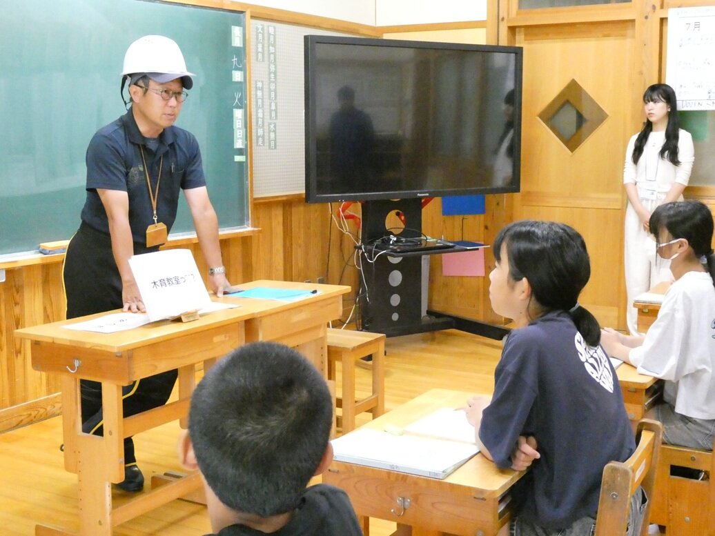 http://www.kitashitara.jp/toei-el/P1002555.JPG