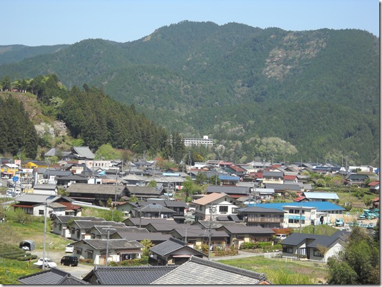 280419岡本から東中