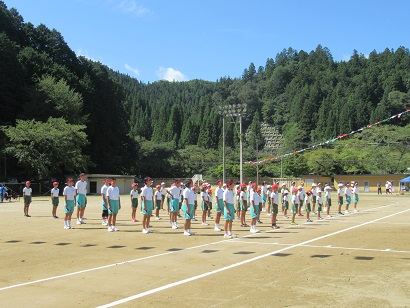 http://www.kitashitara.jp/toyone-jh/IMG_1707.jpg2.jpg